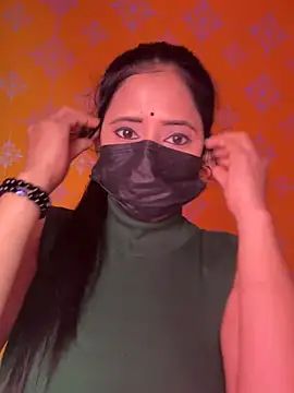 Hot-Haney77 online show from 01-12-26, 02:13