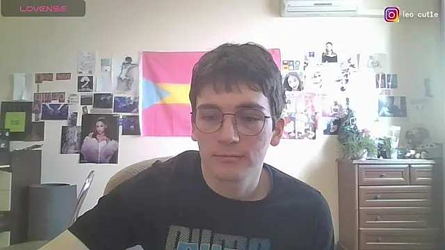 leo cutie online show from 03-19-26, 08:03