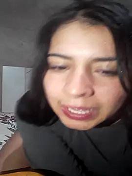 Estefanny Lolyy online show from 06-11-26, 04:20
