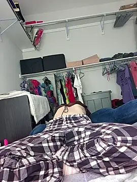 poleslut69 online show from 04-24-26, 01:57