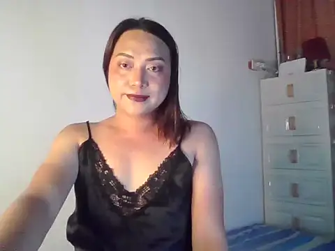 Snapshot of alexassecretxx chatting on 06-14-26, 10:27 alexassecretxx online show from 06-14-26, 10:27