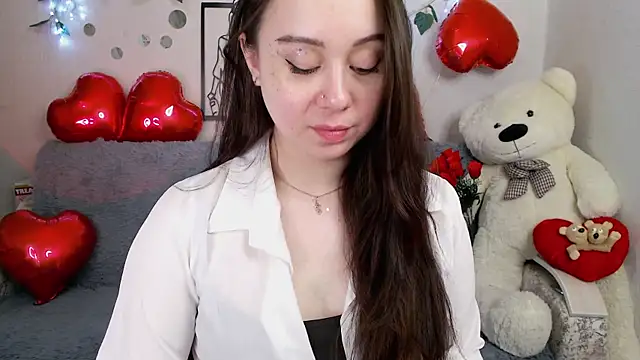 Snapshot of AlinaEleven chatting on 05-03-26, 10:57 AlinaEleven online show from 05-03-26, 10:57