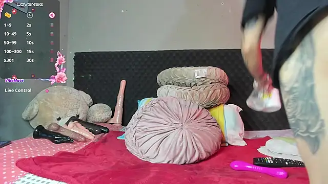 Shadia Squirt online show from 03-29-26, 09:49