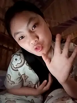 Snapshot of Hilary-123 chatting on 05-11-26, 02:45 Hilary-123 online show from 05-11-26, 02:45