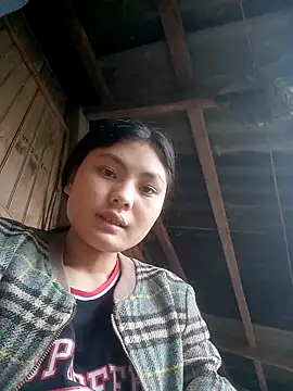 Snapshot of Hilary-123 chatting on 12-15-25, 05:24 Hilary-123 online show from 12-15-25, 05:24