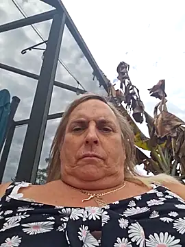 Snapshot of Josephine1298 chatting on 12-01-25, 05:14 Josephine1298 online show from 12-01-25, 05:14