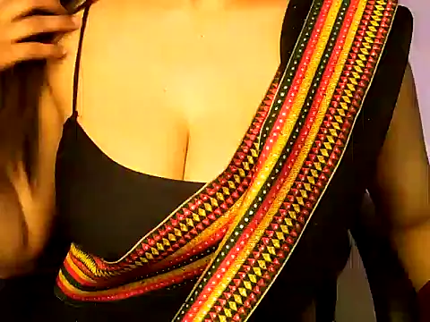 naughty-prachi online show from 05-13-26, 12:45