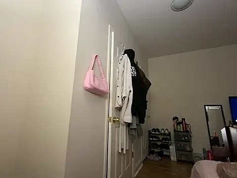 lunabellaX0 online show from 01-15-26, 04:05