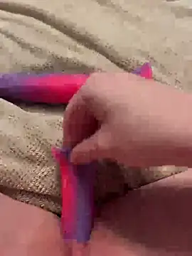 kenziebby0202 online show from 01-06-26, 05:44