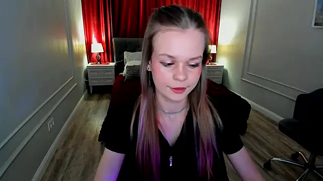 MidnighteAura online show from 03-18-26, 07:37