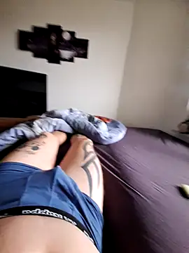 Snapshot of Chiemsee610 chatting on 12-04-25, 02:38 Chiemsee610 online show from 12-04-25, 02:38