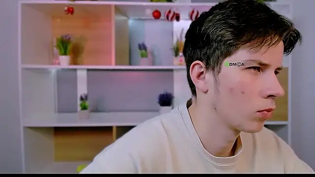 Snapshot of leo_valor chatting on 01-15-26, 07:12 leo valor online show from 01-15-26, 07:12