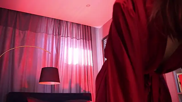 Roxa Lana online show from 06-10-26, 02:51