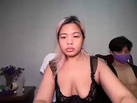 Snapshot of Tina_Slick chatting on 05-19-26, 10:11 Tina Slick online show from 05-19-26, 10:11