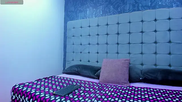 Messy Karol  online show from 12-03-25, 01:54