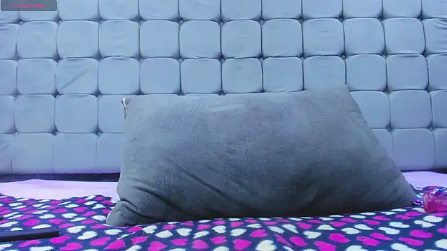 Messy Karol  online show from 01-05-26, 05:27