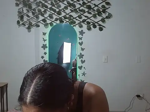 Andreaebony online show from 12-17-25, 12:54