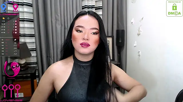 Fantacyloverr online show from 05-20-26, 02:41