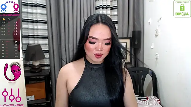 Fantacyloverr online show from 05-11-26, 02:46