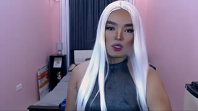 Fantacyloverr online show from 02-26-26, 10:04