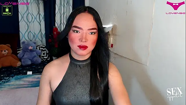 Fantacyloverr online show from 04-11-26, 03:58