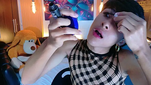 StormLuxX online show from 04-12-26, 01:47