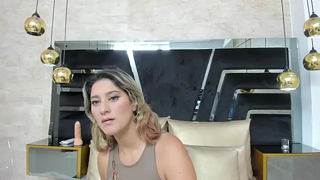 Snapshot of JulietaWales chatting on 01-07-26, 11:26 JulietaWales online show from 01-07-26, 11:26