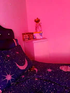 Snapshot of MisNicol chatting on 12-03-25, 08:19 MisNicol online show from 12-03-25, 08:19