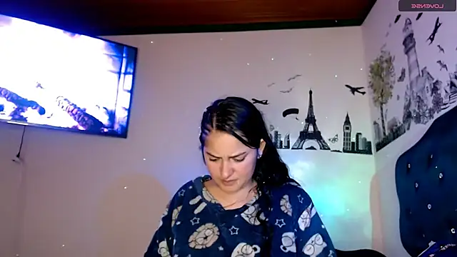 Snapshot of MisNicol chatting on 01-07-26, 11:26 MisNicol online show from 01-07-26, 11:26