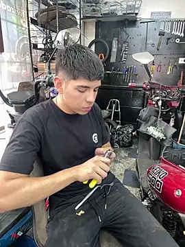 Johan stick online show from 12-18-25, 05:28