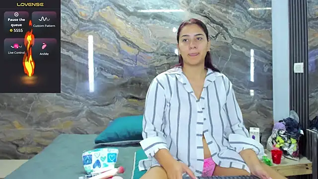 Snapshot of Evy_connor chatting on 01-09-26, 11:28 Evy connor online show from 01-09-26, 11:28