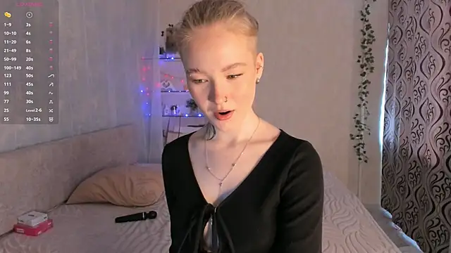 Snapshot of MaireLanda chatting on 05-06-26, 04:16 MaireLanda online show from 05-06-26, 04:16