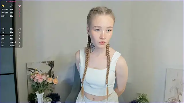 Snapshot of MaireLanda chatting on 01-11-26, 04:08 MaireLanda online show from 01-11-26, 04:08