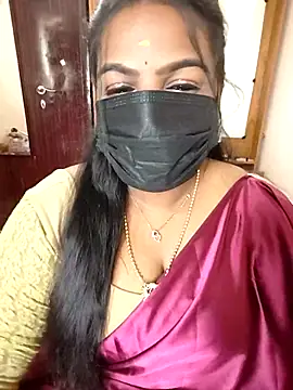 Snapshot of Tamil_Shara chatting on 03-03-26, 07:04 Tamil Shara online show from 03-03-26, 07:04