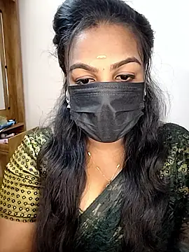 Snapshot of Tamil_Shara chatting on 01-13-26, 03:49 Tamil Shara online show from 01-13-26, 03:49