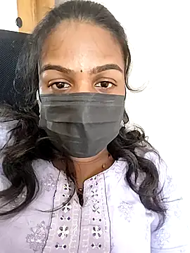 Snapshot of Tamil_Shara chatting on 12-04-25, 08:13 Tamil Shara online show from 12-04-25, 08:13