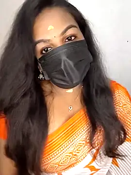 Snapshot of Tamil_Shara chatting on 02-18-26, 04:36 Tamil Shara online show from 02-18-26, 04:36