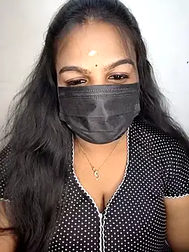 Snapshot of Tamil_Shara chatting on 02-19-26, 05:32 Tamil Shara online show from 02-19-26, 05:32