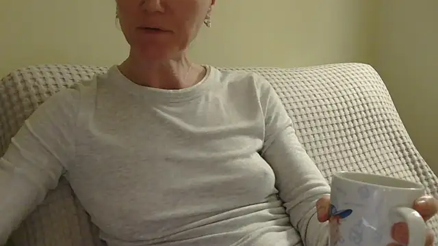 AuroraAG online show from 04-14-26, 08:14