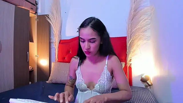 Samantha luv  online show from 04-12-26, 12:25