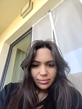 SiennaLuxexx online show from 04-19-26, 09:21