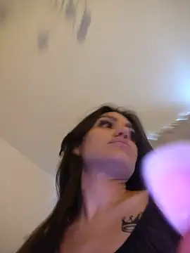 SiennaLuxexx online show from 06-08-26, 01:22