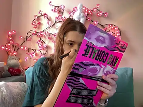 Ungoliant Kiss online show from 03-10-26, 08:18