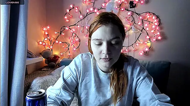 Ungoliant Kiss online show from 06-26-26, 07:52