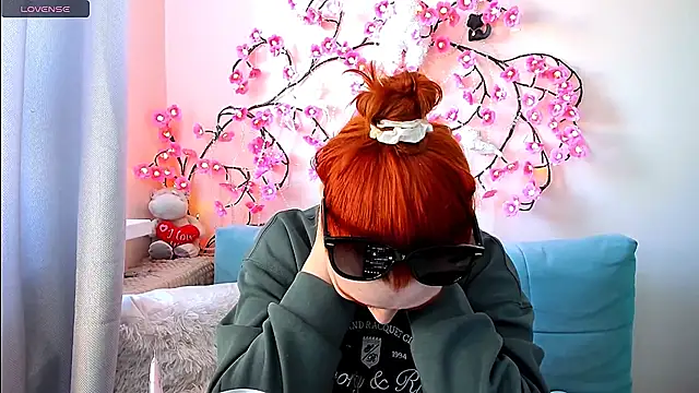 Ungoliant Kiss online show from 05-23-26, 01:32