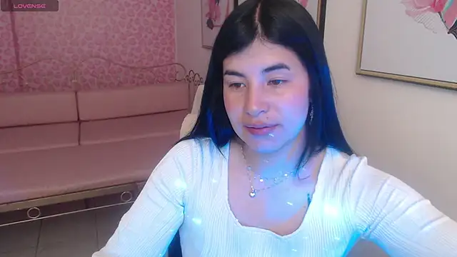 Nina harpper  online show from 12-14-25, 01:17