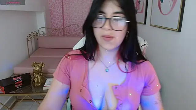 Nina harpper  online show from 04-09-26, 01:06