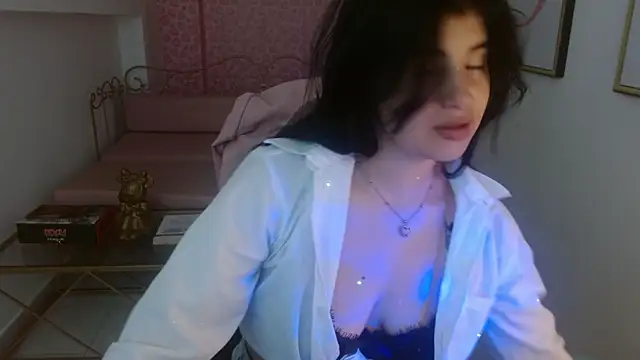 Nina harpper  online show from 04-11-26, 01:37