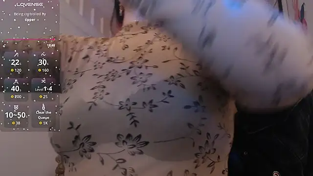 Nina harpper  online show from 02-16-26, 12:37