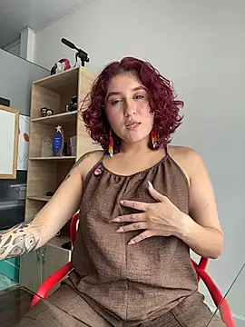 MissSavage  online show from 05-25-26, 07:01